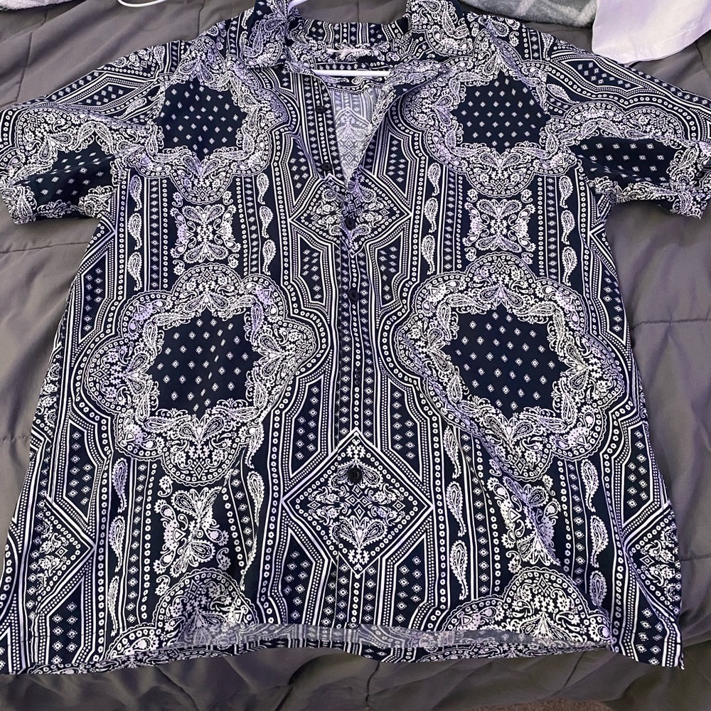 Bandana styles button up
